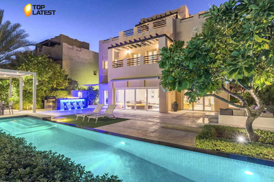 Villas For Rent in The Lakes Dubai
