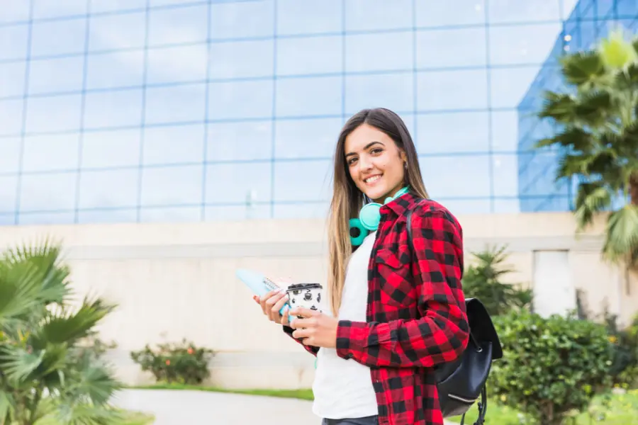 How to Study in the UAE as an International Student: A Clear Guide to the Visa Process, Tuition Costs, and Top Universities Accepting Foreign Applicants