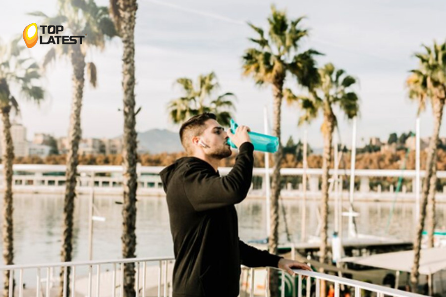How to Stay Hydrated During a Dubai Summer A Practical Wellness Guide