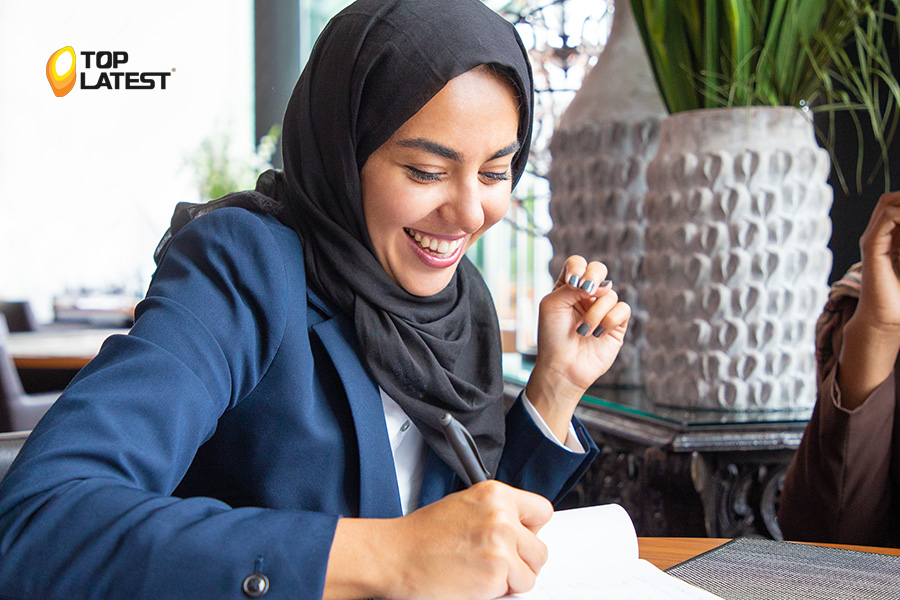 Learning Arabic as an Adult Expat in Dubai Best Courses, Apps, and Tutors